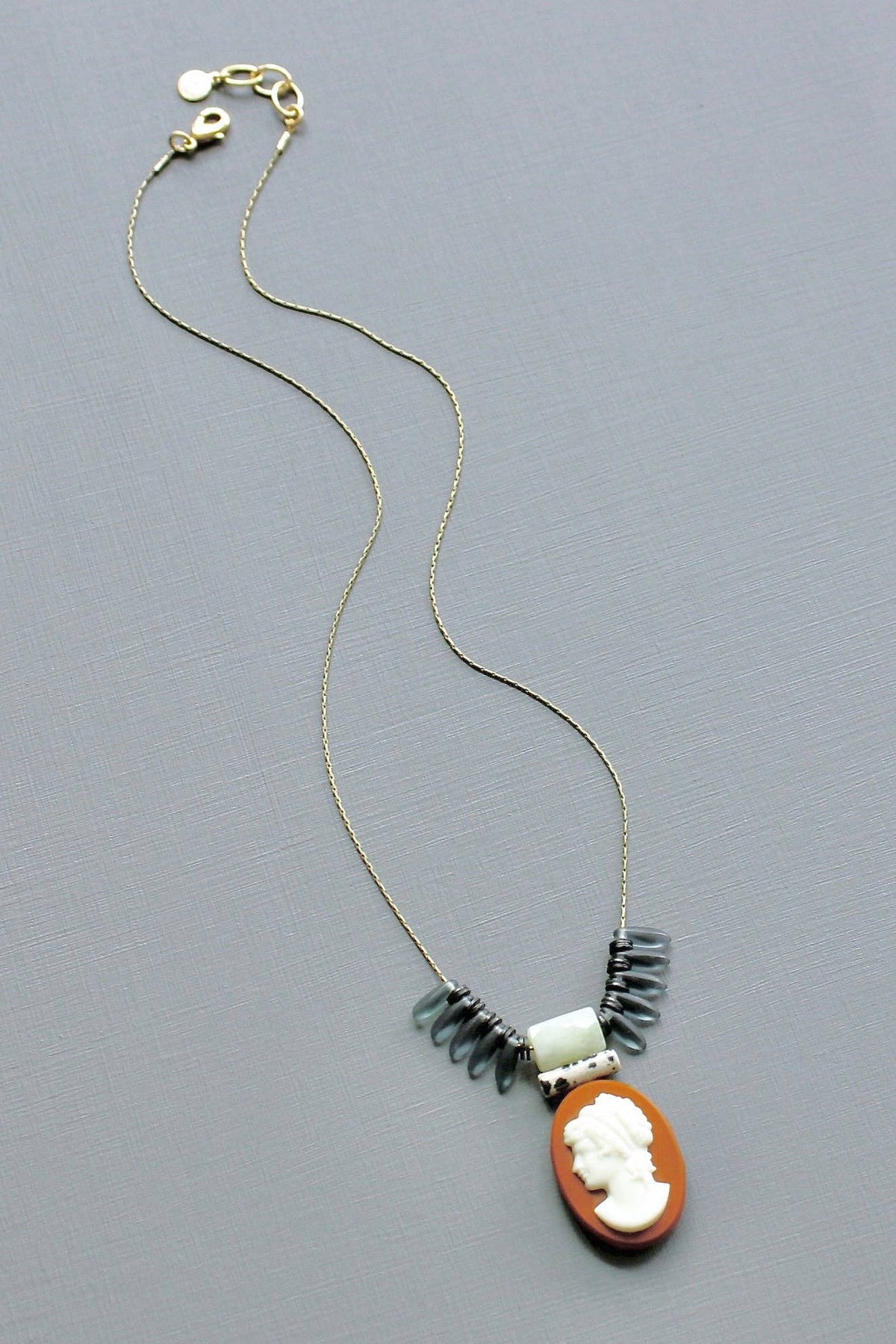 CAMÉE, collier vintage – vue 4
