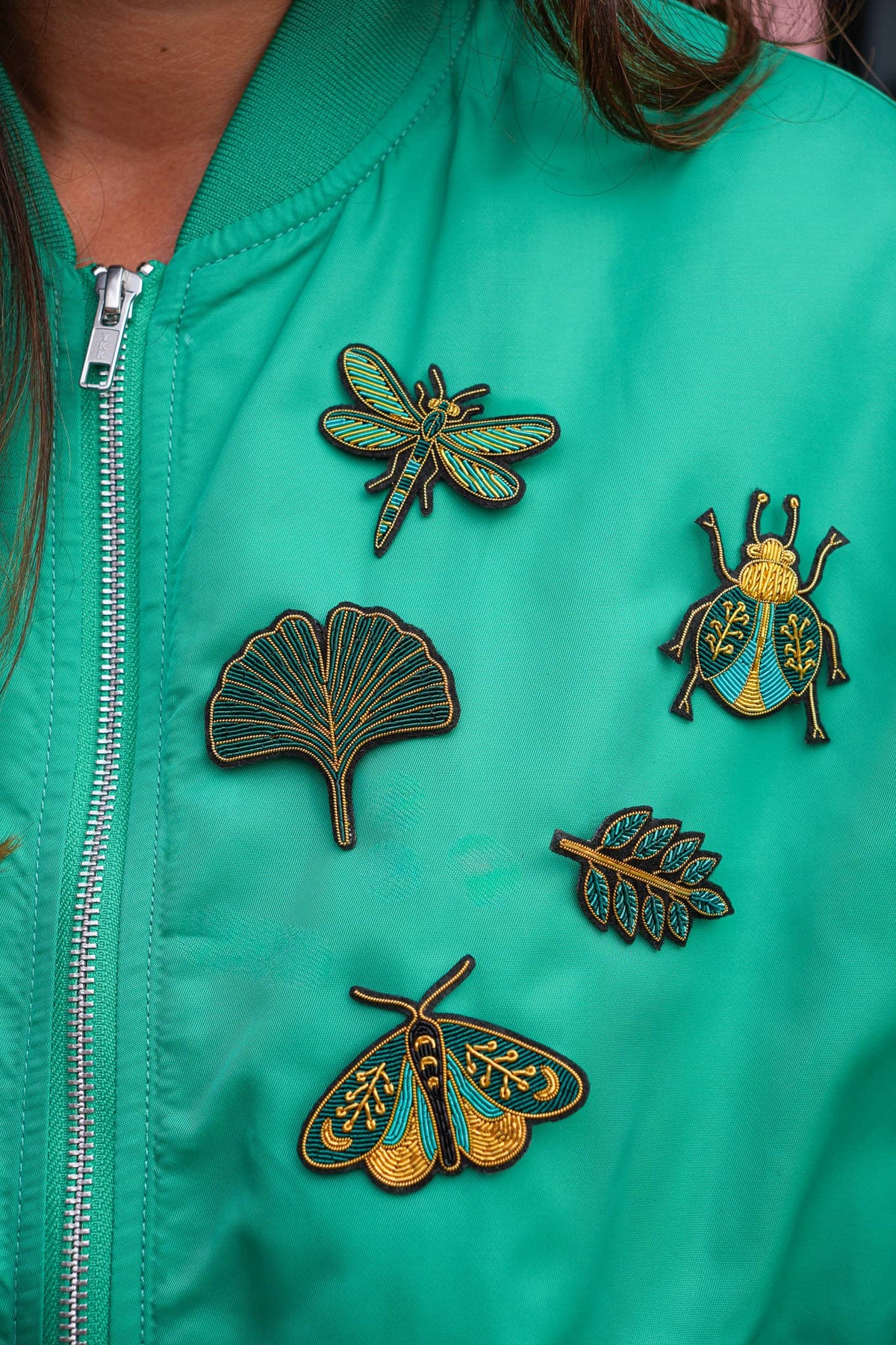 PAPILLON DE LUNE, broche brodée – vue 3