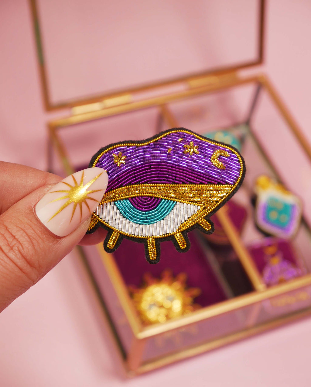 MYSTIC EYE, broche brodée – vue 2