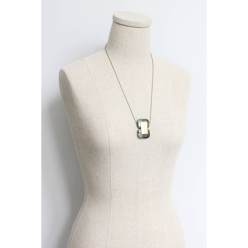 Collier VERTIGE en jaspe vert, photographie fournisseur 2
